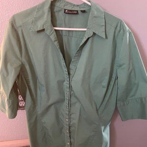 7th Avenue NY & Co Green Snap Front Blouse